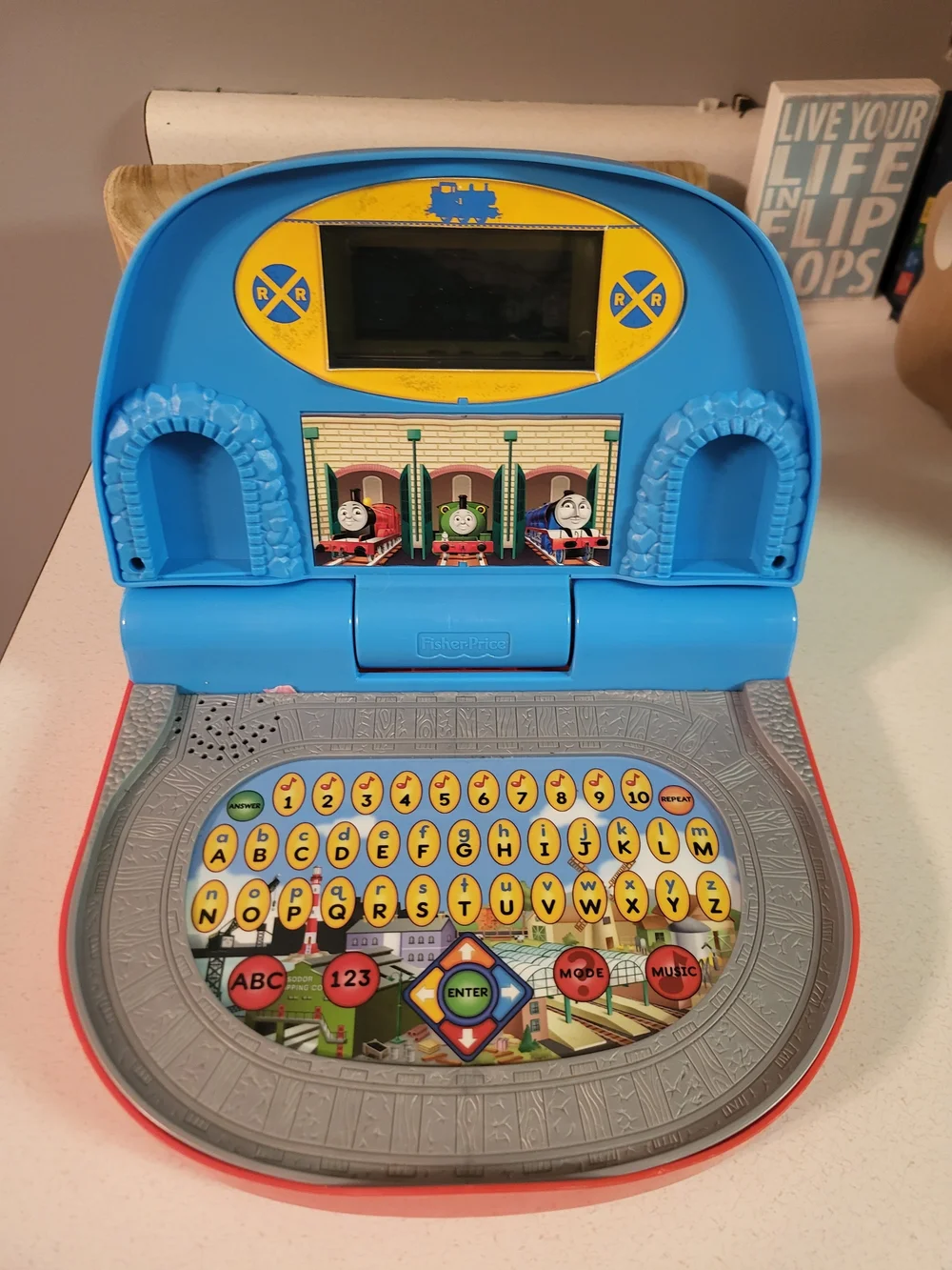 Mattel Thomas & Friends Preschool Leader of The Track Loptop Computer Works 2009